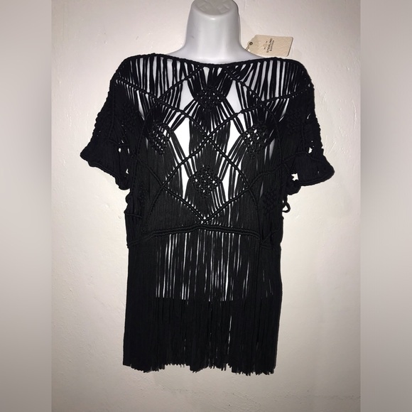 NWT Sterling And Stitch (Size Large) Macrame Fringe Top, Boho, Western, Black - Picture 1 of 8